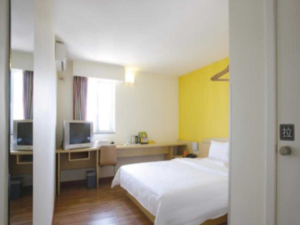7 Days Inn Guangzhou Jiangnanxi Metro Branch Exteriör bild